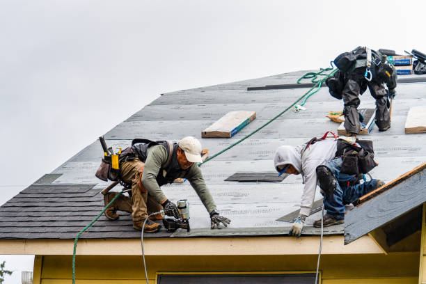 Professional Gutter Installation technician working in Fulton, MD